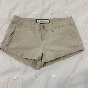 Abercrombie & Fitch Khaki shorts